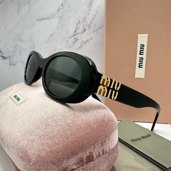 New MIU MIU Sunglasses - Picture 16 of 16